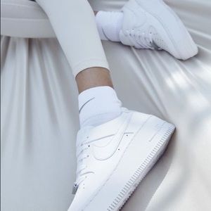 Nike Women’s Air Force 1 Sage Low Shoes